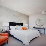 Nouveau Mayfair London Apartment